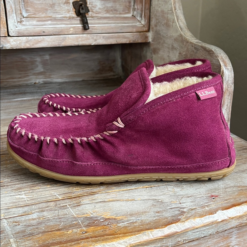 🤍  L.L. Bean Wicked Good Boot Moc Slippers Size 8 Bramble Berry Suede Shearling - Picture 4 of 11